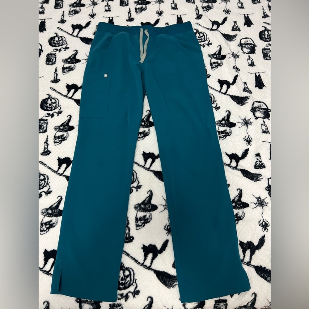 FIGS Pants (Medium Tall - Kade Cargo - Pacific Blue)